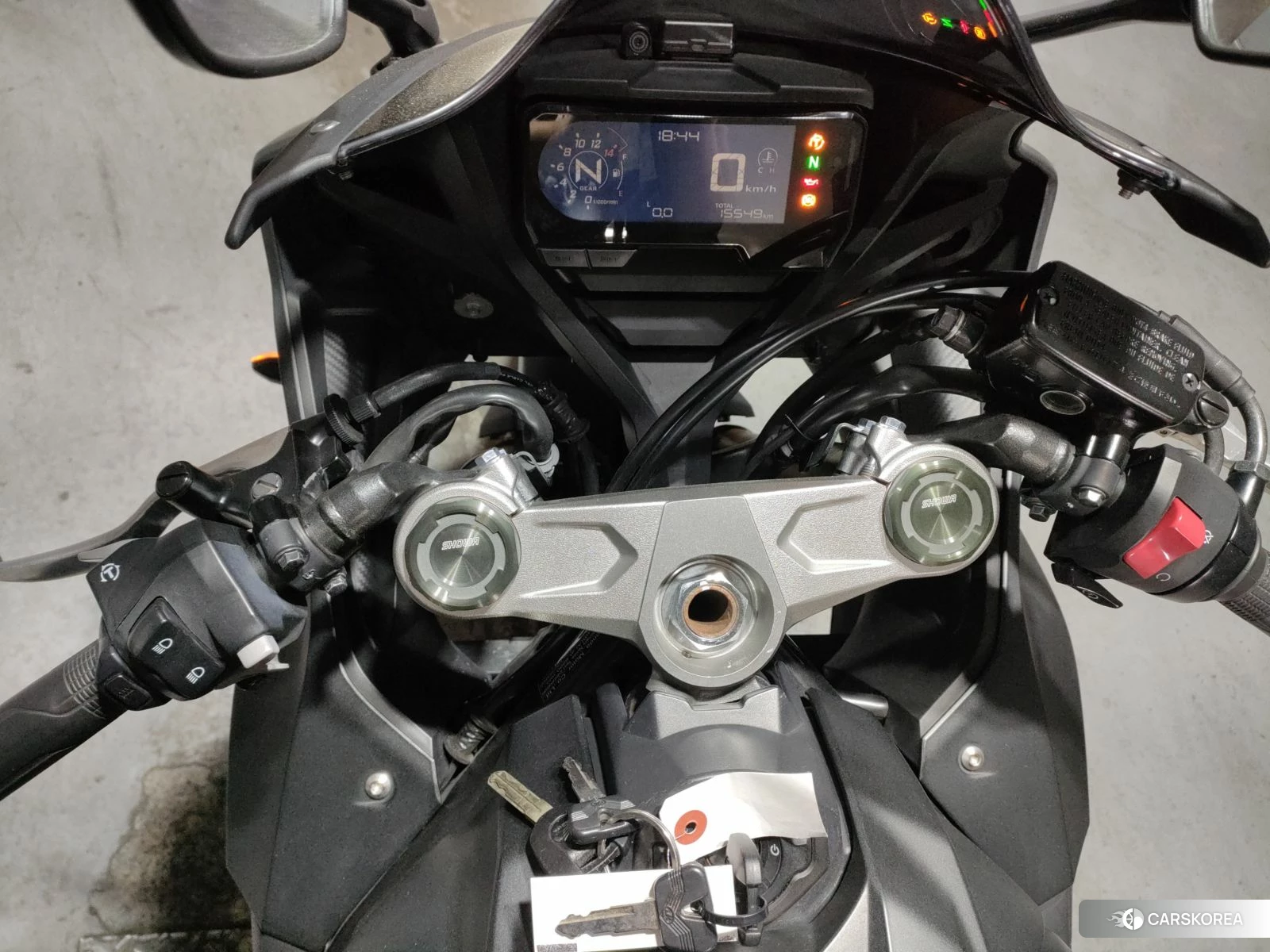 Проданный Honda CBR650R id 4200274 из Японии, фото 6