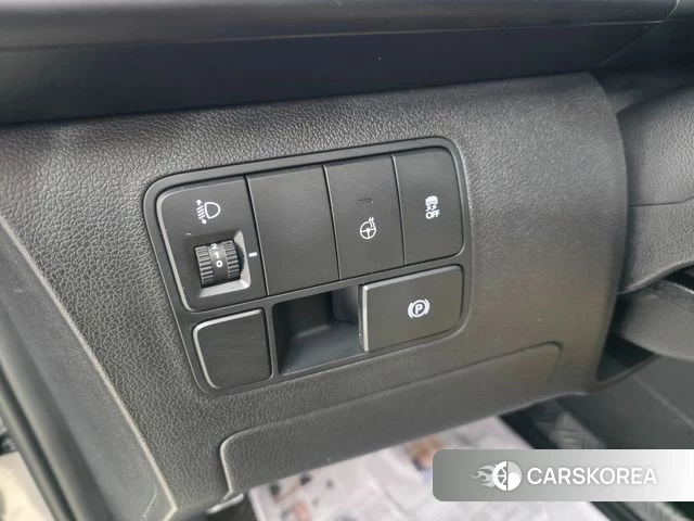 Hyundai Staria 2024 Серебристо-серый из Кореи, фото 6