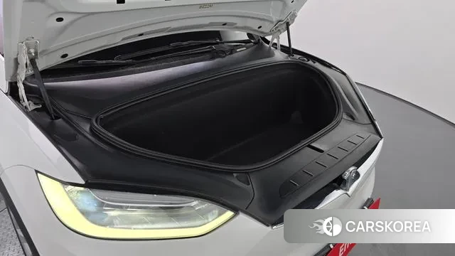 Tesla Model X id 3282596 из Кореи 16