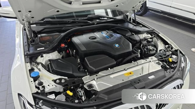 BMW 3 Series (G20) id 4402603 из Кореи 27