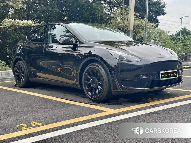 Tesla Model Y 2022 Черный из Китая, фото 6
