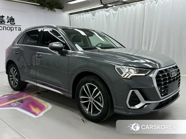 Audi Q3 2023 Темно-серый из Китая, фото 6
