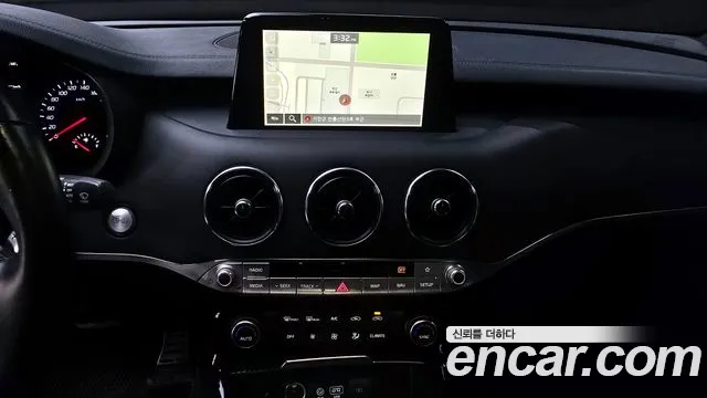 Kia Stinger id 2731834 из Кореи 16