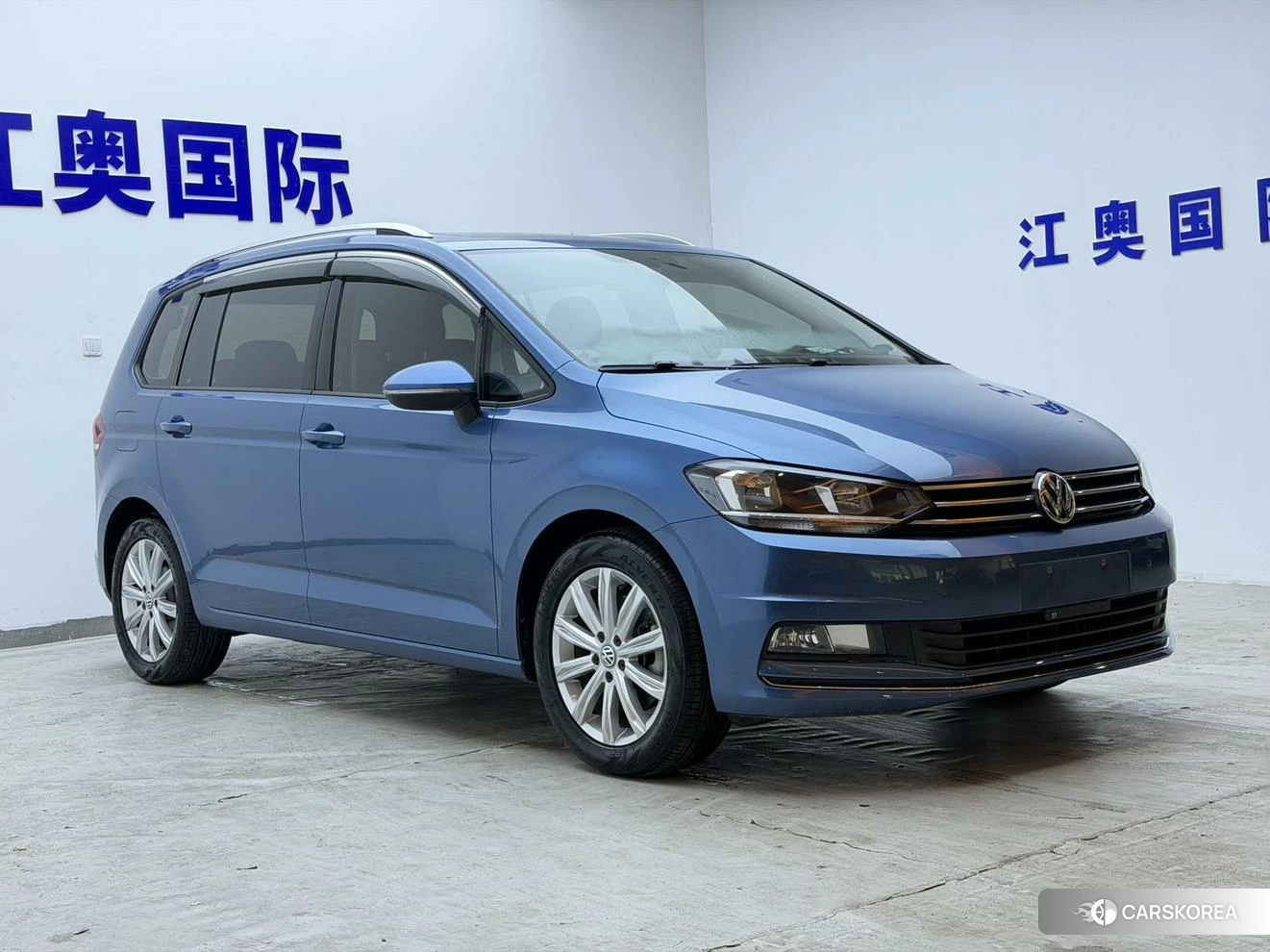 Volkswagen Touran L id 4485271 из Китая 18