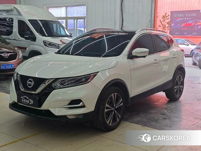 Nissan Qashqai 2022 Белый из Китая, фото 6