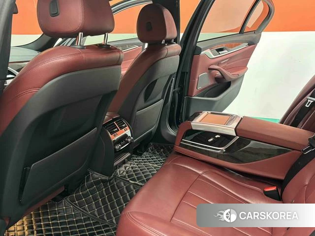 BMW 5 series 2018 Черный из Китая, фото 6
