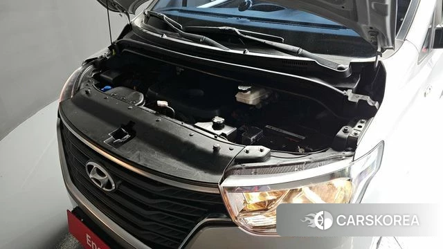 Hyundai The New Grand Starex id 3899959 из Кореи 16