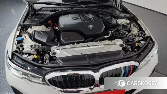 BMW 3 Series (G20) id 3438511 из Кореи 16