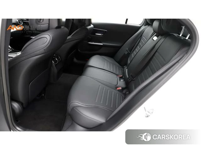 Mercedes-Benz Class C 2024 Белый из Китая, фото 6