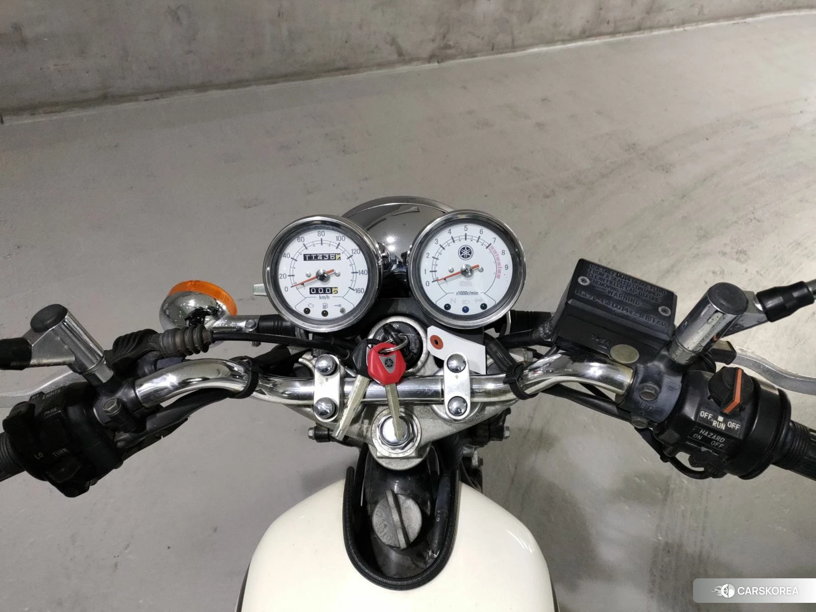Проданный Yamaha SR 400 id 4205918 из Японии, фото 6