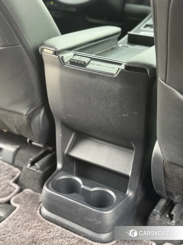 Toyota Saina id 4211736 из Китая 12