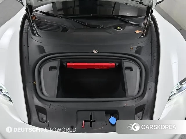 Porsche Taycan id 3523289 из Кореи 16