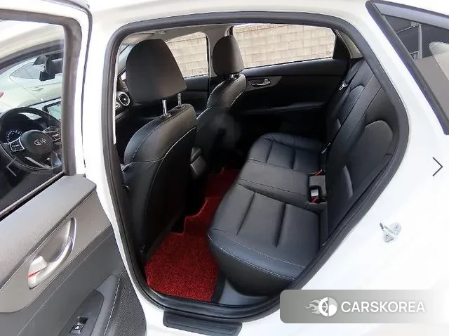 Kia Come New K3 id 3712951 из Кореи 14