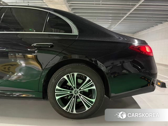 Mercedes-Benz E-Class W214 id 4892710 из Кореи 14