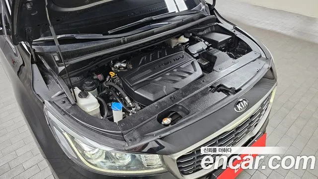 Kia The New Carnival id 2370143 из Кореи 16