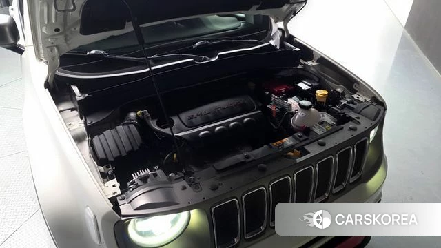 Jeep Renegade id 4434792 из Кореи 28