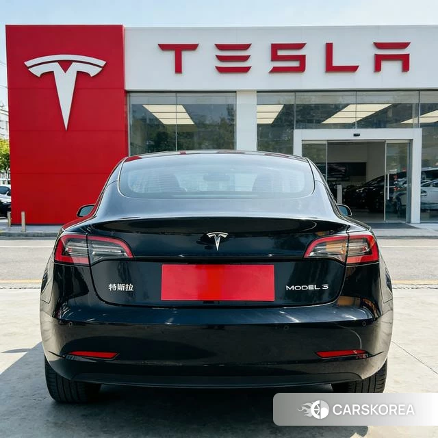 Tesla Model 3 2023 Черный из Китая, фото 6