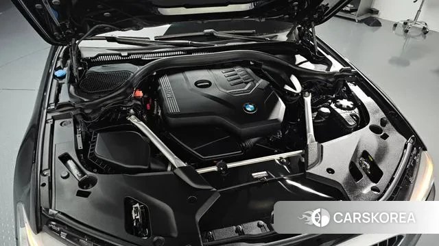 BMW 5 Series (G30) id 3374023 из Кореи 16