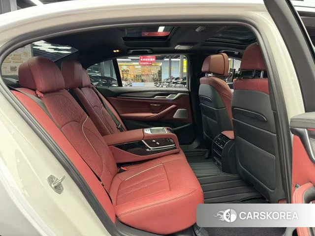 BMW 5 series PHEV 2022 Белый из Китая, фото 6