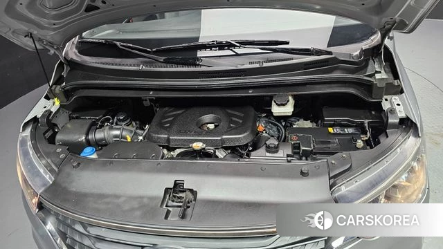 Hyundai The New Grand Starex id 4563222 из Кореи 16