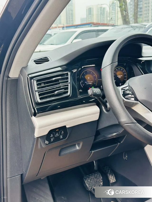 Volkswagen Tourang id 4257892 из Китая 20