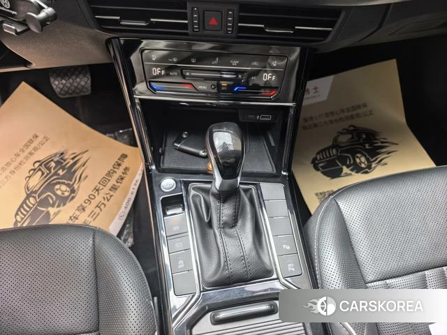 Volkswagen Passat id 4290281 из Китая 12