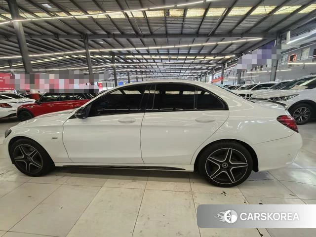 Mercedes-Benz Class C 2021 Белый из Китая, фото 6