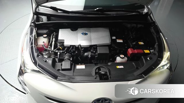 Toyota Prius 4th Generation id 4536455 из Кореи 16