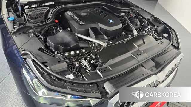 BMW 5 Series (G60) id 3359703 из Кореи 16