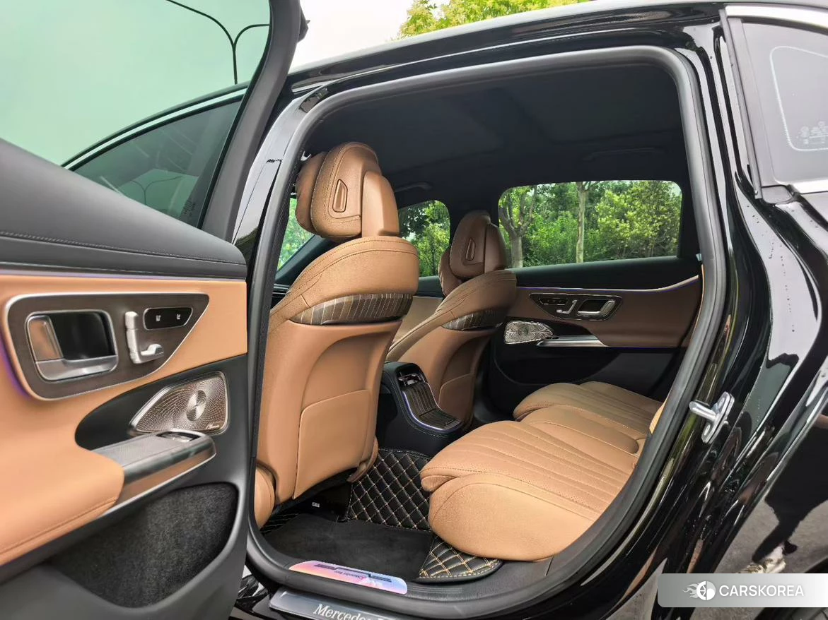 Mercedes-Benz E-class 2026 Черный из Китая, фото 6
