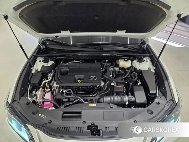 Lexus ES300h 7th generation id 3731770 из Кореи 12