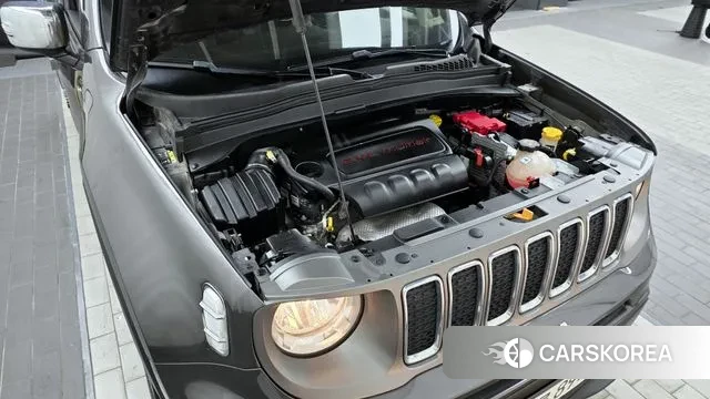 Jeep Renegade id 3665376 из Кореи 16