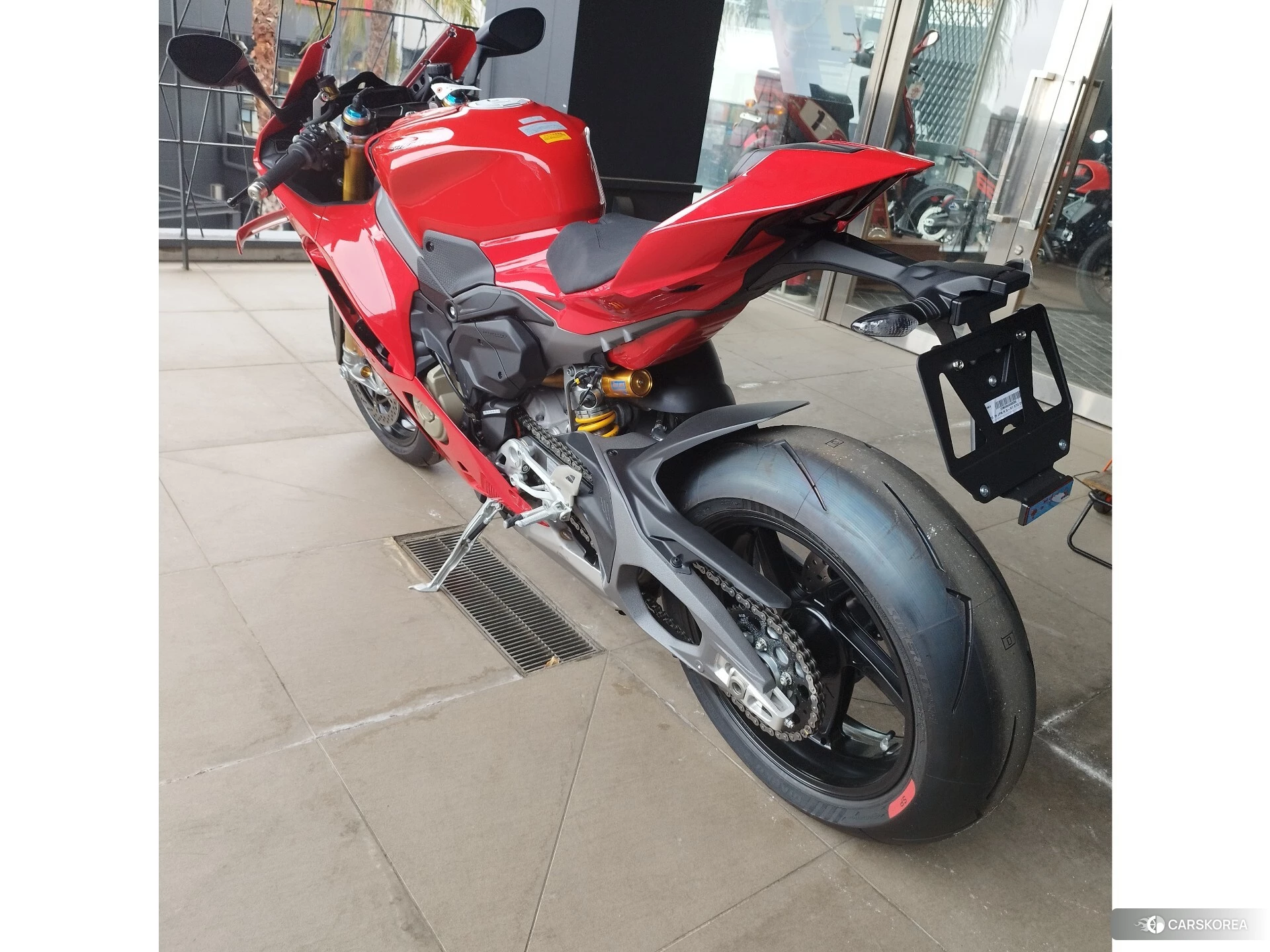Проданный Ducati PANIGALE V4 S id 4007973 из Японии, фото 6
