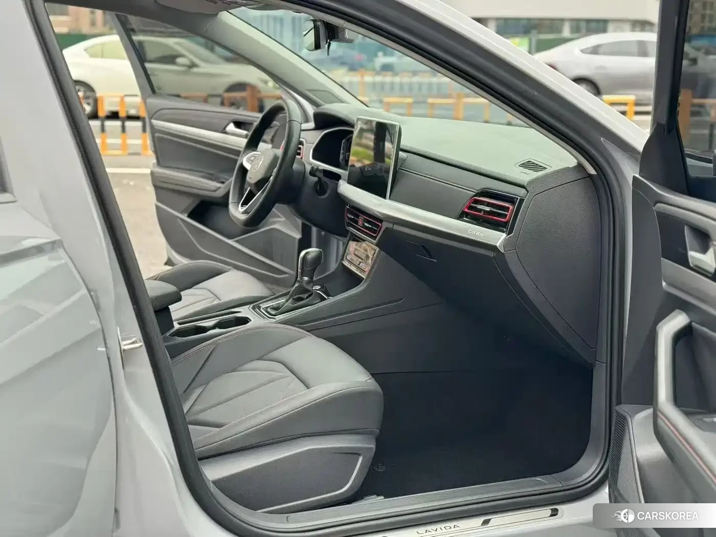 Volkswagen Lavida 2023 Silver/gray из Китая, фото 6
