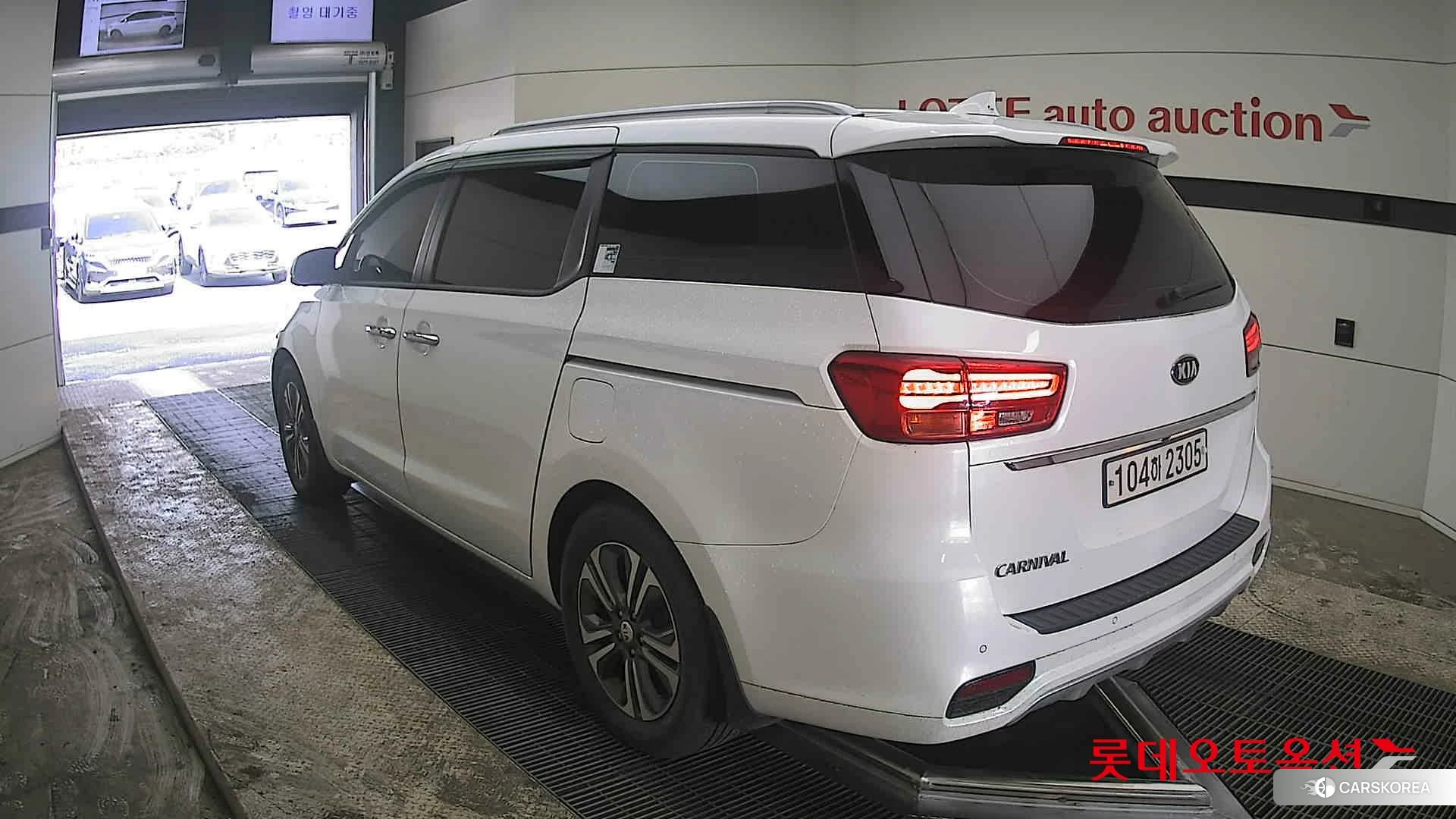 Kia Carnival id 3869441 из Кореи 34