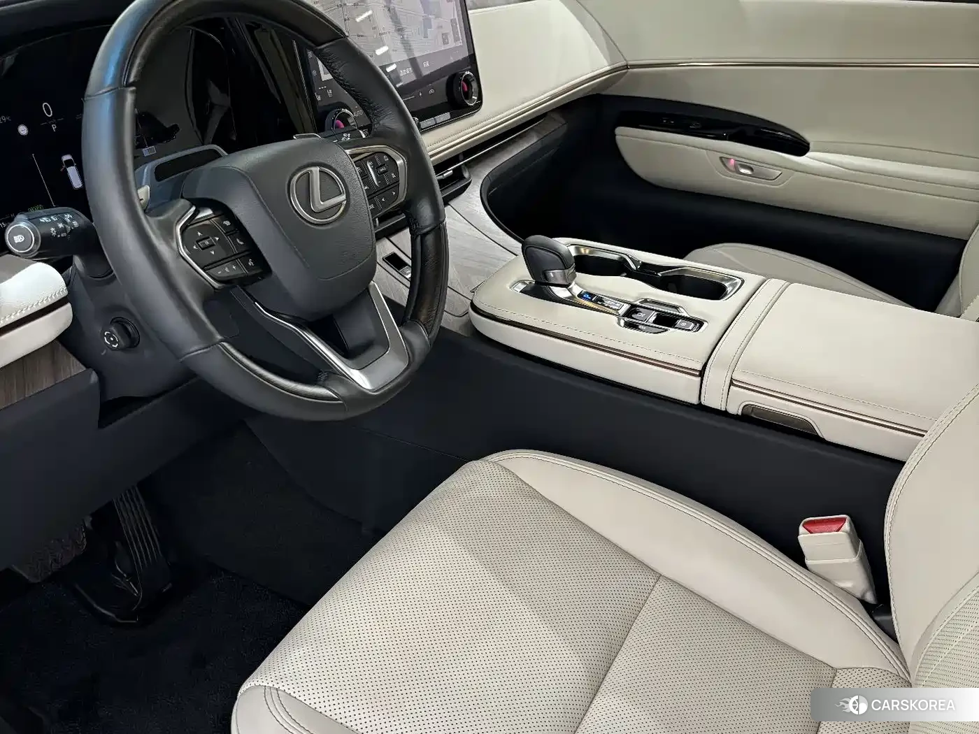 Lexus LM id 4674268 из Китая 17