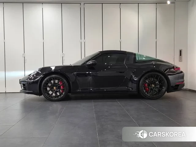 Porsche 911(992) id 3457192 из Кореи 8