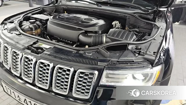 Jeep Grand Cherokee id 3526133 из Кореи 16