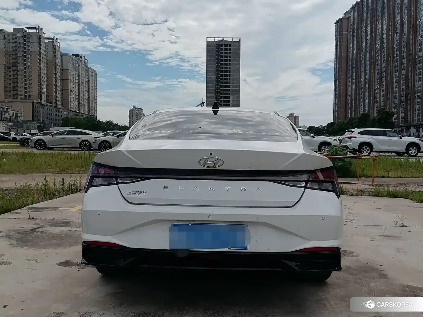 Hyundai Elantra 2022 Белый из Китая, фото 6
