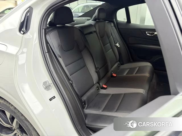 Volvo S60 id 4210812 из Китая 14
