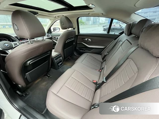 BMW 3 series id 4277958 из Китая 11