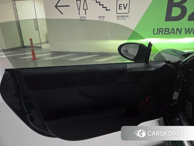 Toyota GR86 2025 Темно-зеленый из Кореи, фото 6