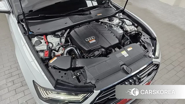 Audi A6 (C8) id 3452325 из Кореи 16