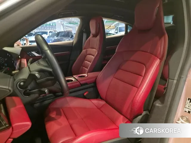 Porsche Taycan id 3591580 из Кореи 16