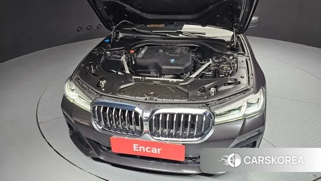 BMW 5 Series (G30) id 3390115 из Кореи 16