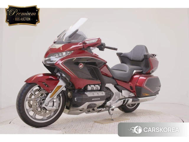 Проданный Honda GL1800 TOUR DCT 2019 из Японии, фото 2