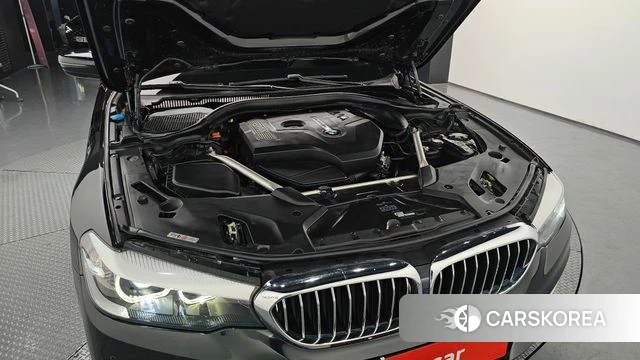 BMW 5 Series (G30) id 3820545 из Кореи 16