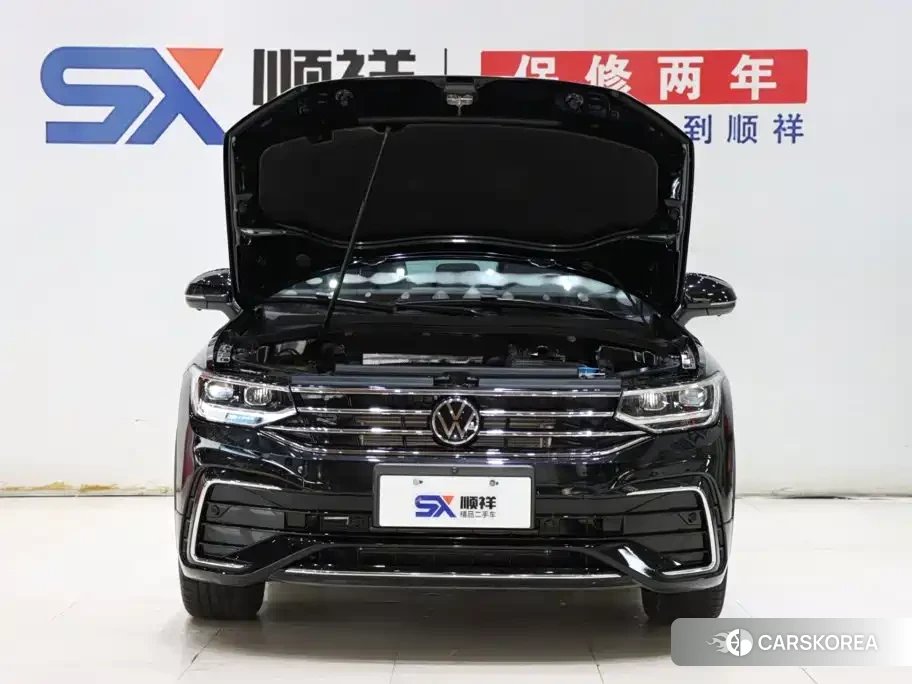 Volkswagen Tiguan L id 4629034 из Китая 16
