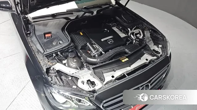 Mercedes-Benz E-Class W213 id 3672090 из Кореи 16