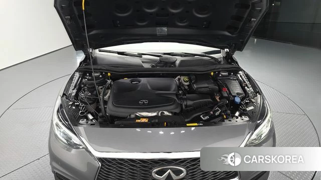 Infiniti QX30 id 4568217 из Кореи 28
